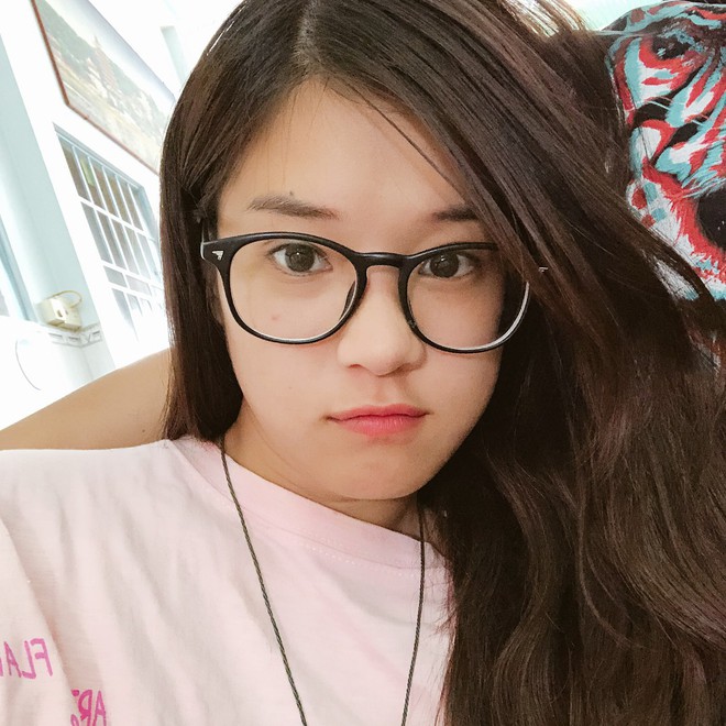 So k&egrave; mặt mộc của loạt sao nữ: Người vẫn xinh đẹp đẳng cấp, người thiếu nổi bật khi thiếu phấn son - Ảnh 13.