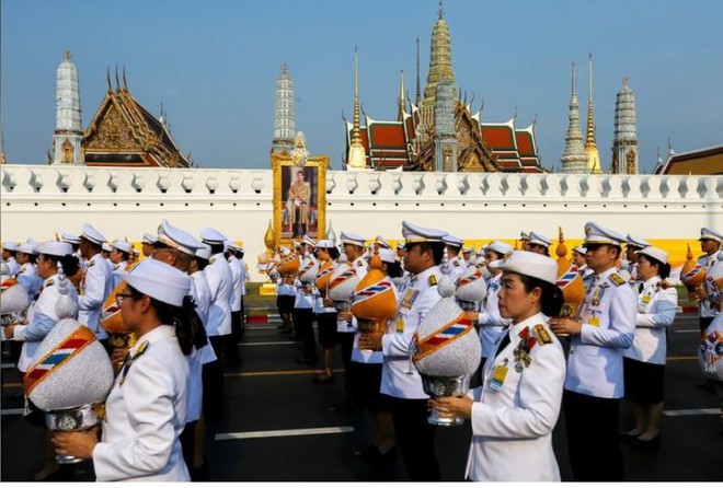 Từ hoàng gia đến đời sống thường dân, bói toán xuất hiện khắp Thái Lan  - Ảnh 1.