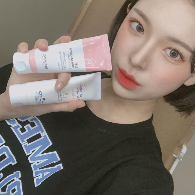 L&agrave;n da vẫn sẽ căng b&oacute;ng, hồng h&agrave;o trong suốt chuyến nghỉ m&aacute;t nếu bạn &aacute;p dụng v&agrave;i chi&ecirc;u skincare si&ecirc;u đơn giản sau - Ảnh 4.