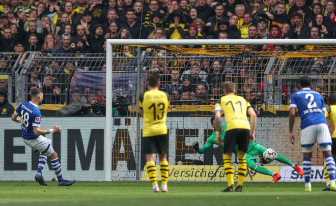 Soái ca Marco Reus bị truất quyền thi đấu, Dortmund đánh mất hi vọng trở thành tân vương nước Đức - Ảnh 5.