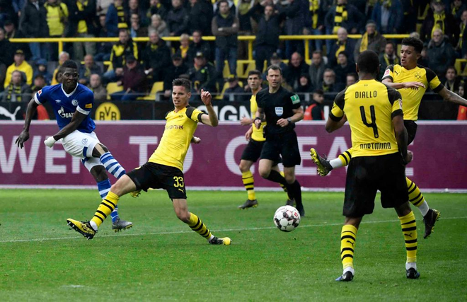 Soái ca Marco Reus bị truất quyền thi đấu, Dortmund đánh mất hi vọng trở thành tân vương nước Đức - Ảnh 12.