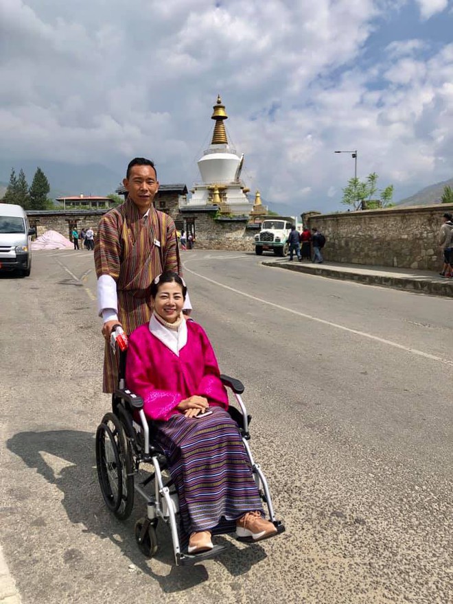 Mai Phương bật khóc như đứa trẻ khi lên được tu viện cheo leo độ cao hơn 3.000m ở Bhutan - Ảnh 6.