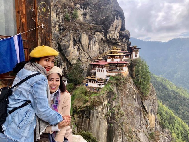 Mai Phương bật khóc như đứa trẻ khi lên được tu viện cheo leo độ cao hơn 3.000m ở Bhutan - Ảnh 2.