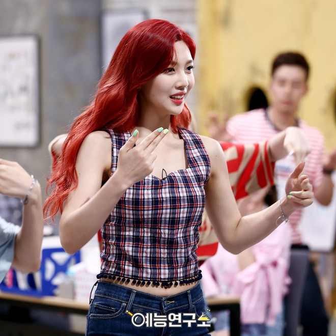 Nhan sắc ngày càng lên hương, Joy (Red Velvet) đang dần lấn át nữ thần Irene trên các show thực tế? - Ảnh 5.