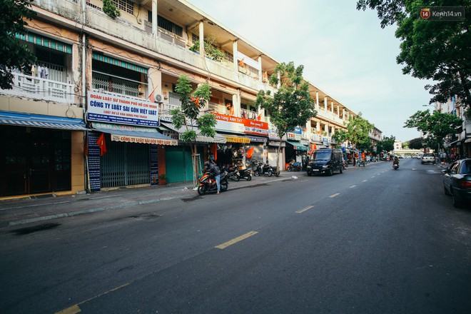 S&#224;i G&#242;n b&#236;nh y&#234;n lạ thường, đường phố vắng b&#243;ng phương tiện trong những ng&#224;y nghỉ lễ 30/4 - 1/5 - Ảnh 11.