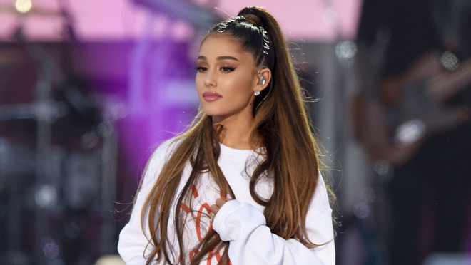 Gây bão với lời thú nhận trong bài hát, Ariana Grande chính thức lên tiếng về tin đồn đồng tính - Ảnh 6.