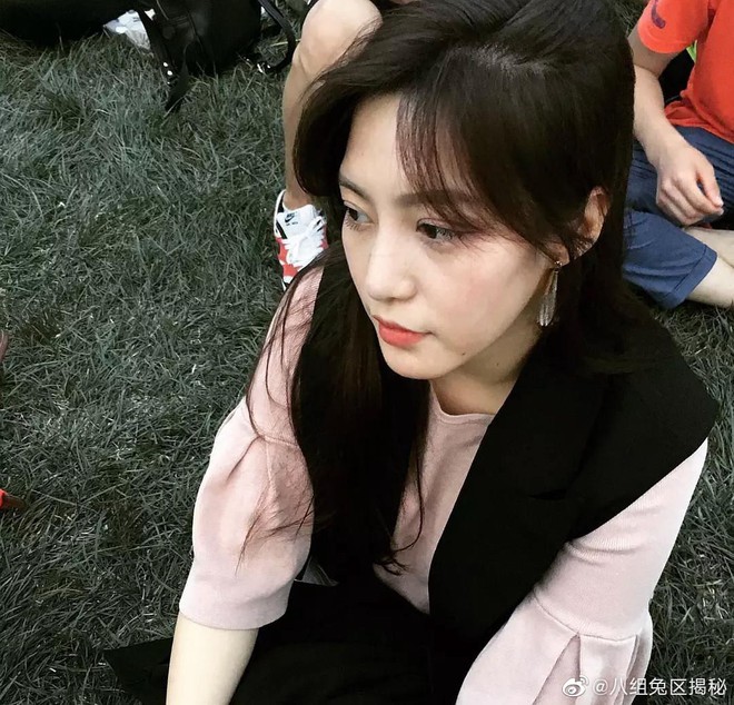 Quản l&yacute; xinh đẹp g&acirc;y b&atilde;o Weibo: Biến Thẩm Nguyệt th&agrave;nh nấm l&ugrave;n xấu x&iacute; với nhan sắc cực phẩm - Ảnh 8.