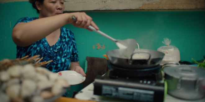 Hoang mang thông điệp về ẩm thực đường phố Việt Nam của Netflix: Phở không phải là món nước? - Ảnh 17.
