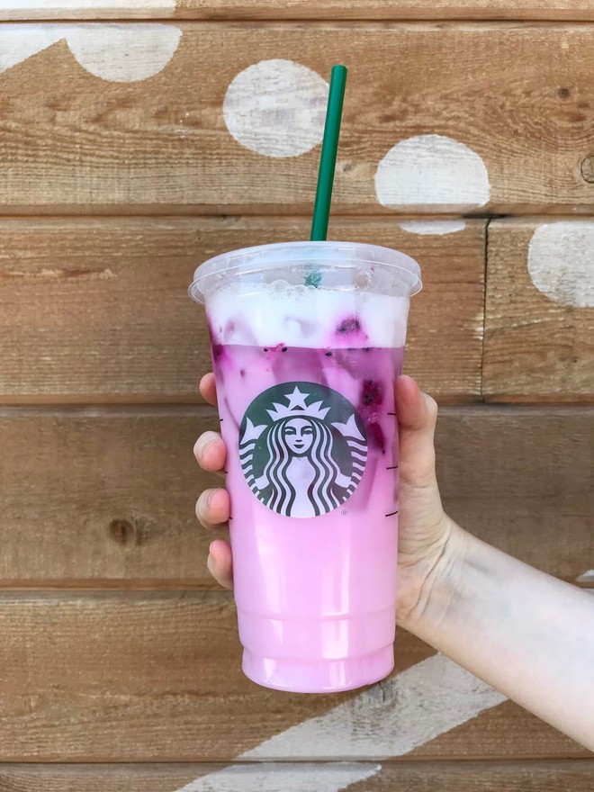 Starbucks Ra Mắt đồ Uống Mới Màu Hồng Siêu Bánh Bèo Kết Hợp Những