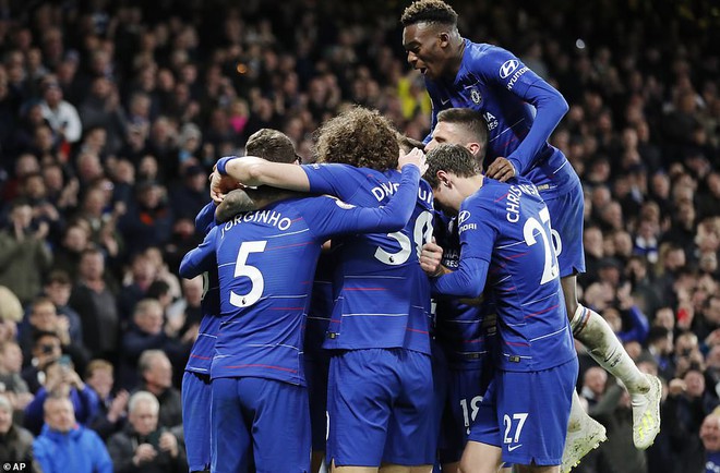 Hạ gục Cardiff, Man City đ&ograve;i lại ng&ocirc;i đầu Ngoại hạng Anh từ tay Liverpool - Ảnh 10.