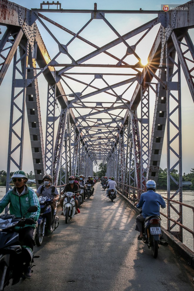 Ngắm cây cầu bằng thép Eiffel hơn 100 tuổi ở Sài Gòn trước ngày khai tử, kinh phí tháo dỡ tốn 14,8 tỷ đồng - Ảnh 12.