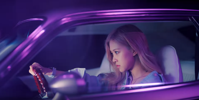 Thuyết âm mưu li kì như phim kinh dị ở MV “Kill This Love”: Song trùng giống Us nhập vào Black Pink? - Ảnh 19.