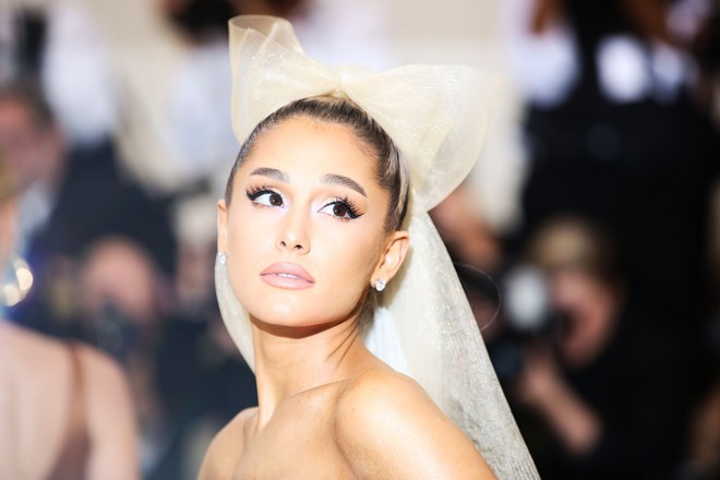 Sự thật bất ngờ về số lần thắng giải tại Billboard Music Awards của Ariana Grande - Ảnh 1.