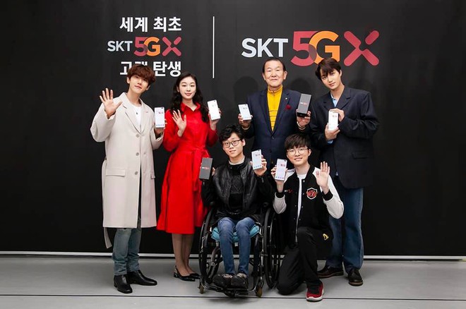 Trai đẹp EXO được chọn trải nghiệm mạng 5G đầu tiên trên thế giới, phủ sóng trước tại Seoul - Ảnh 2.