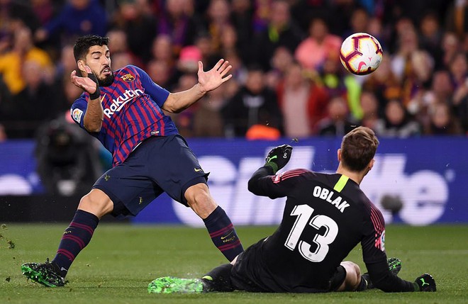 G&atilde; đi&ecirc;n Diego Costa chửi thẳng mặt trọng t&agrave;i, Atletico Madrid d&acirc;ng chức v&ocirc; địch v&agrave;o tay Barcelona - Ảnh 6.