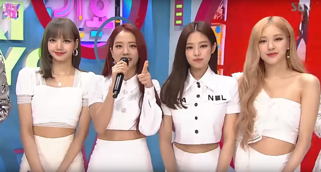 Tiếp tục rộ nghi vấn stylist thi&ecirc;n vị Jennie, nhưng phản ứng của fan BLACKPINK lần n&agrave;y lại kh&aacute;c hẳn - Ảnh 4.