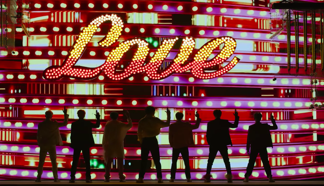 C&aacute;c th&aacute;nh soi ph&aacute;t hiện điểm tr&ugrave;ng hợp bất ngờ trong teaser của BTS v&agrave; TWICE, đ&oacute; l&agrave; g&igrave;? - Ảnh 2.