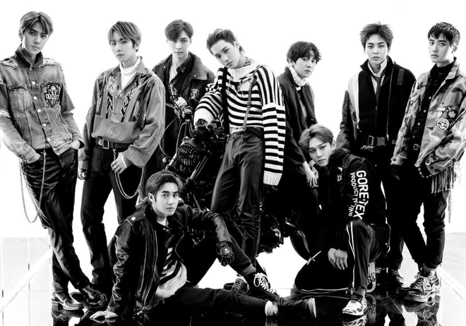 H&agrave;nh tr&igrave;nh 7 năm của EXO: Từ những t&acirc;n binh h&aacute;t hội chợ với c&aacute;t-s&ecirc; bao gạo đến &ocirc;ng ho&agrave;ng album toả s&aacute;ng rực rỡ - Ảnh 16.