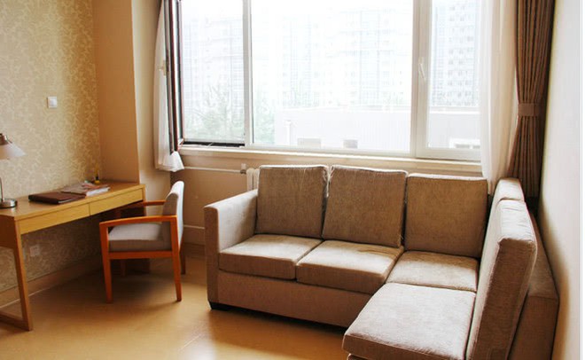 Lộ chi ph&iacute; cao ngất thu&ecirc; ph&ograve;ng đẻ VIP Dạ Hoa Triệu Hựu Đ&igrave;nh kh&ocirc;ng tiếc tiền chuẩn bị cho b&agrave; x&atilde; sinh con - Ảnh 6.