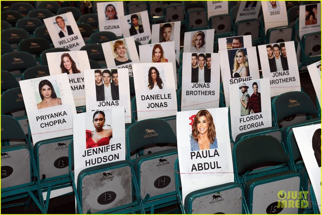 H&eacute; lộ vị tr&iacute; chỗ ngồi tại Billboard Music Awards 2019: Taylor Swift v&agrave; BTS ngồi ngay h&agrave;ng đầu ti&ecirc;n! - Ảnh 4.