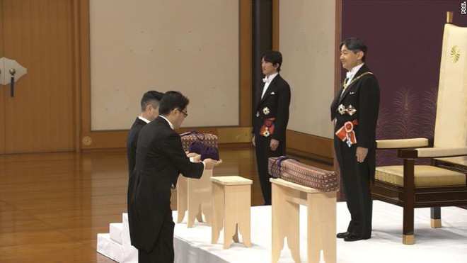 Tân Nhật hoàng Naruhito kế thừa ngôi vị, thời kì Lệnh Hòa chính thức bắt đầu - Ảnh 5.