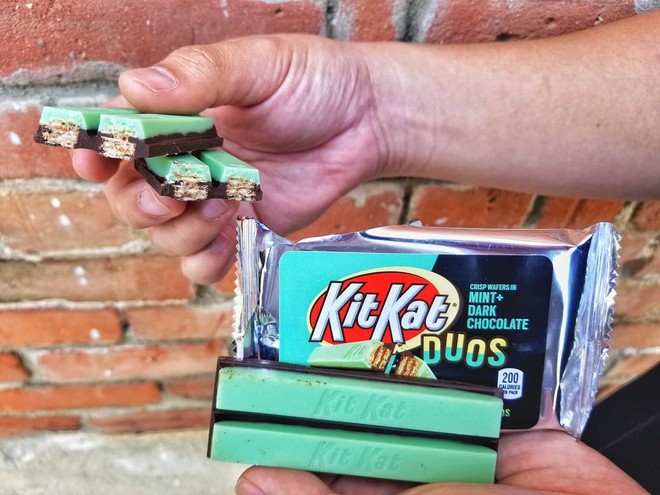 Kit Kat Nhật sáng tạo đủ thứ vị tằng tằng, Kit Kat Mỹ hơn 10 năm mới ngấp nghé cho ra sản phẩm mới - Ảnh 4.
