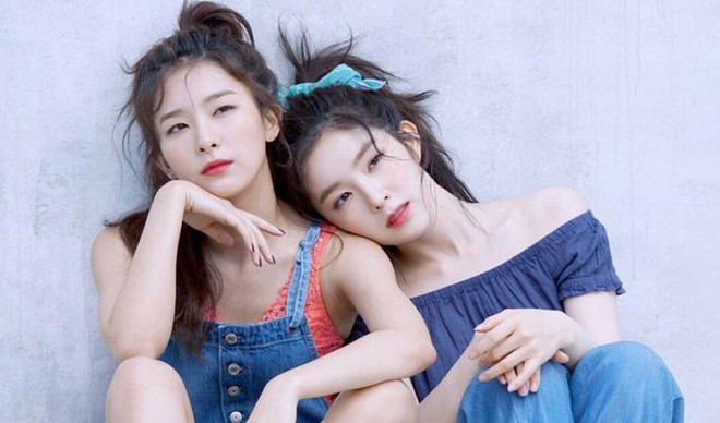 Irene và Seulgi nhiều lúc nhìn như chị em ruột vì makeup, làm tóc na ná nhau - Ảnh 2.