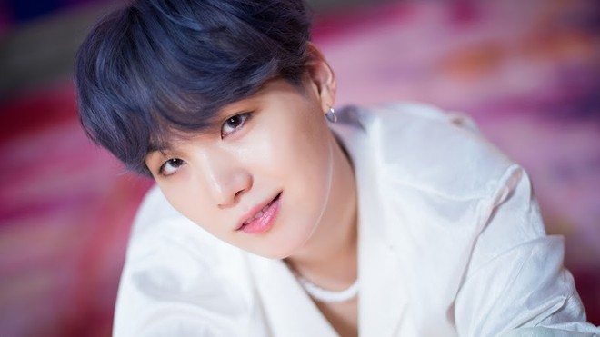 Trở lại với ca khúc do thành viên BTS tham gia sản xuất, quái vật nhạc số Heize đã càn quét BXH như thế nào? - Ảnh 2.