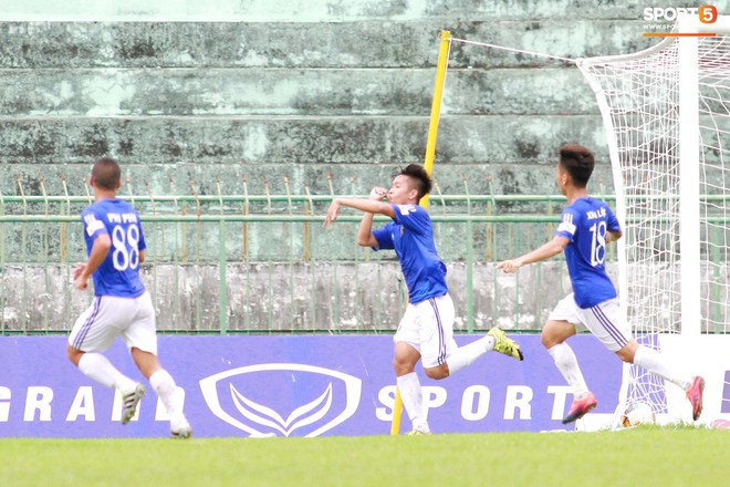 Sau chiến thắng vất vả tại V.League, tiền vệ Bình Dương tin chắc mình sẽ được HLV Park Hang-seo gọi lên ĐT Việt Nam - Ảnh 3.