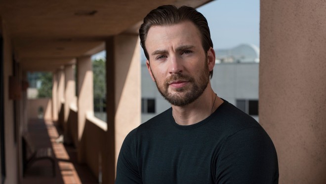 Đổ đứ đừ với vẻ đẹp trai của Captain Chris Evans: Đời thường long lanh thế này bảo sao chị em thi nhau xin chết - Ảnh 3.