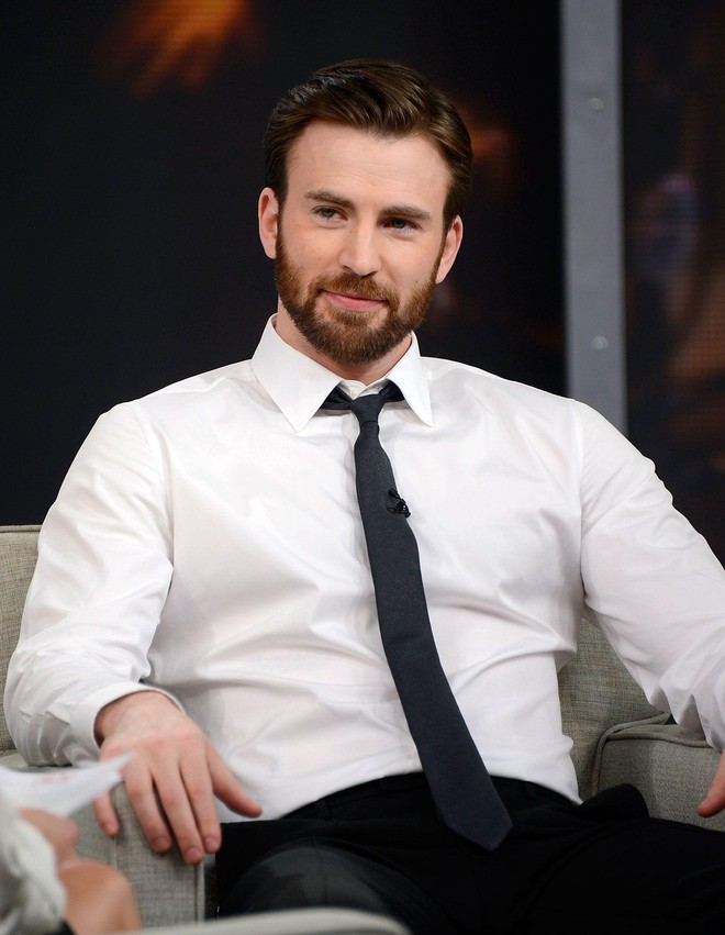 Đổ đứ đừ với vẻ đẹp trai của Captain Chris Evans: Đời thường long lanh thế này bảo sao chị em thi nhau xin chết - Ảnh 6.