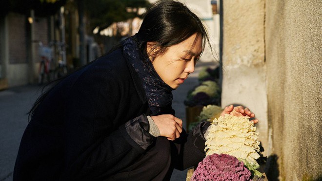 Kim Min Hee và đạo diễn già Hong Sang Soo: Cặp đôi ngoại tình bị nước Hàn ghét bỏ tự làm phim khóc cuộc tình mình? - Ảnh 18.