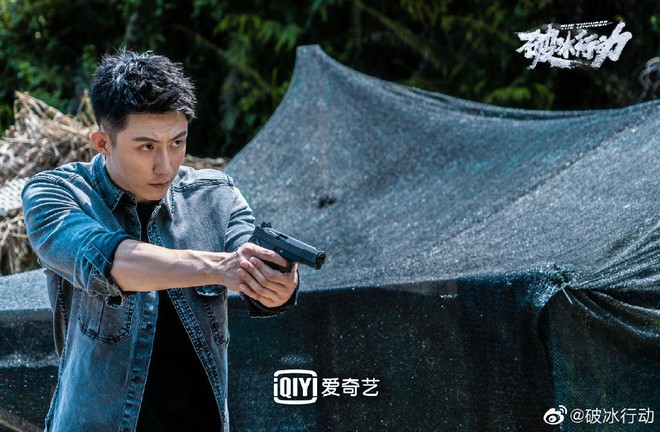 Netizen Trung khen phim mới của Hoàng Cảnh Du nức nở, quên luôn phốt ngoại tình chưa nguội - Ảnh 9.