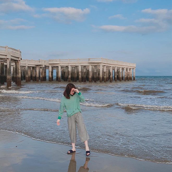 Kh&ocirc;ng thể ngờ ở ngay gần H&agrave; Nội cũng c&oacute; khu cầu cảng trắng muốt mang hơi thở ch&acirc;u &Acirc;u thế n&agrave;y - Ảnh 18.