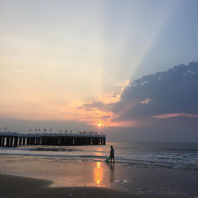 Kh&ocirc;ng thể ngờ ở ngay gần H&agrave; Nội cũng c&oacute; khu cầu cảng trắng muốt mang hơi thở ch&acirc;u &Acirc;u thế n&agrave;y - Ảnh 17.