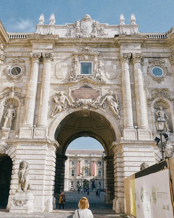 Theo chân anh bạn điển trai người Việt khám phá Budapest - thủ đô nổi tiếng đẹp như phim điện ảnh của Hungary - Ảnh 19.