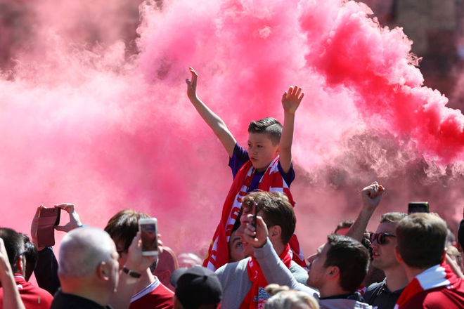 Đội nhà càng thắng lại càng buồn, nghịch lý của các cổ động viên Liverpool, những fan đáng thương nhất thế giới ngày hôm nay - Ảnh 2.