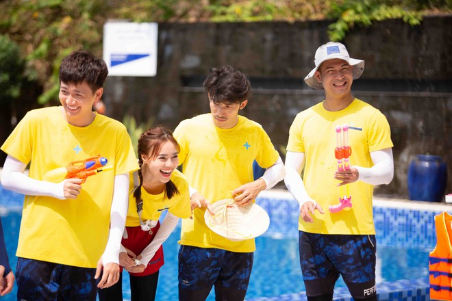 Mặc thế gian nhiễu loạn ra sao, Liên Bỉnh Phát vẫn chăm sóc Lan Ngọc ân cần thế này đây! - Ảnh 3.