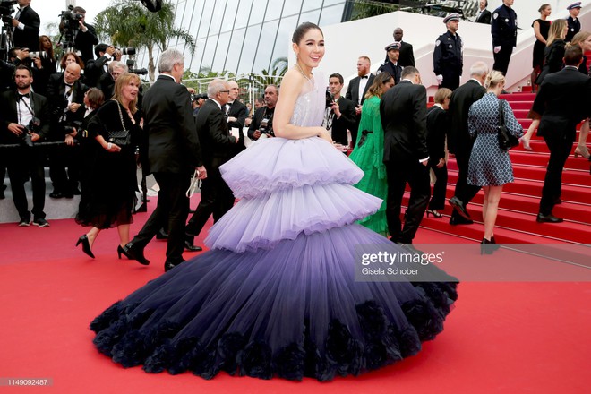 Cannes ngày đầu tiên: Phạm Băng Băng Thái Lan mới chính là mỹ nhân châu Á chặt chém nhất với thần thái bức người - Ảnh 8.