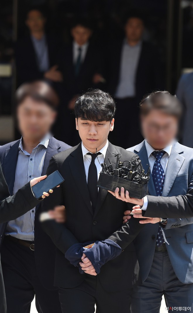Nóng: Seungri vui vẻ đi tập gym sau khi tòa án hủy lệnh bắt, công chúng Hàn và quốc tế phẫn nộ, fan Việt vẫn bênh - Ảnh 2.
