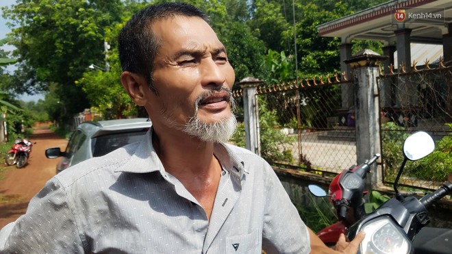 Hàng xóm nói về những người sống khép kín trong căn nhà có 2 khối bê tông chứa thi thể: Họ phủ bạt xung quanh, chỉ thấy ô tô 7 chỗ đi ra đi vào - Ảnh 6.