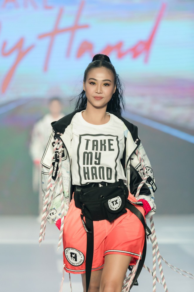 Dàn sao Việt đình đám quy tụ trong fashion show hoành tráng do Thanh Hằng làm vedette - Ảnh 15.