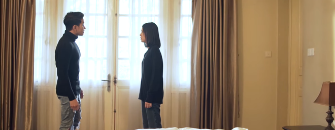 Sau cảnh n&oacute;ng đầu tay, T&uacute; Hảo khỏa th&acirc;n tắm bồn nhưng vẫn kh&ocirc;ng đủ mặn cho Cừu Đen - Ảnh 9.