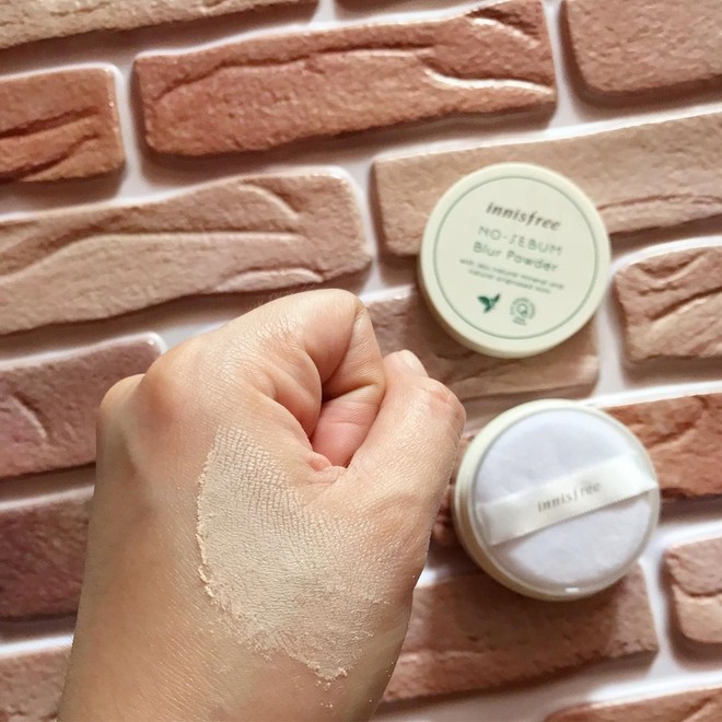 Khiến d&acirc;n t&igrave;nh chết m&ecirc; chết mệt, đ&acirc;y l&agrave; 5 loại phấn phủ từ 120k gi&uacute;p da lu&ocirc;n r&aacute;o mịn hồng h&agrave;o suốt h&egrave; - Ảnh 3.