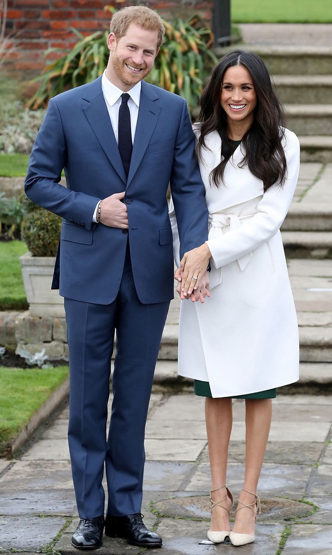 Việc công nương Meghan Markle chăm diện đồ trắng trong những “lần đầu tiên” có thể là cả một chiến thuật tinh tế - Ảnh 3.