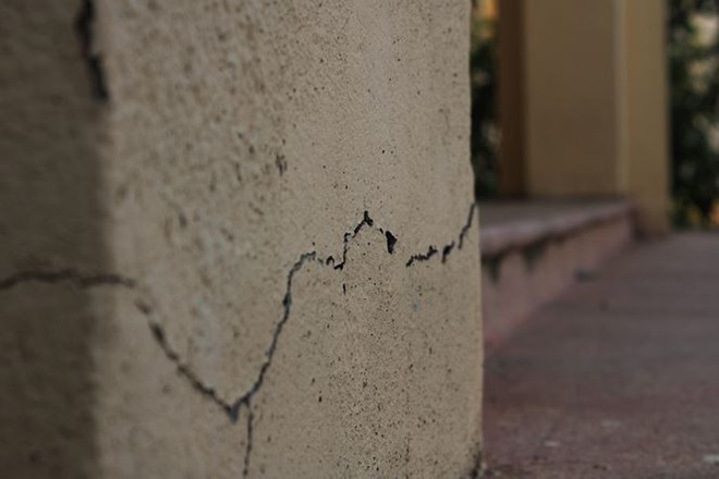 Trường hơn 16 tỷ bỏ hoang người d&acirc;n tận dụng phơi rơm nu&ocirc;i g&agrave; - Ảnh 7.