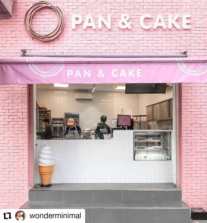 Pancake souffle kiểu Nhật bông mịn như mây khiến ai cũng thèm đã có mặt ở Sài Gòn với cửa hàng tông hồng sống ảo - Ảnh 4.