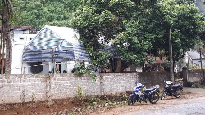 Tưởng b&igrave;nh nước s&ocirc;i l&agrave; sữa, b&eacute; trai 19 th&aacute;ng tuổi uống nhầm dẫn tới bị bỏng nặng rồi tử vong - Ảnh 1.