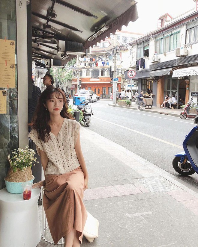 Tranh thủ trời m&aacute;t, học ngay theo 12 set đồ đơn giản để khỏi phải nghĩ nhiều h&agrave;ng ng&agrave;y - Ảnh 11.