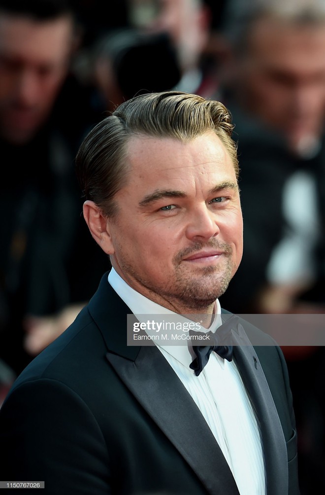Thảm đỏ Cannes nóng lên từng phút: Brad Pitt - Leonardo lịch lãm ná thở, Chương Tử Di khoe vòng một giành spotlight - Ảnh 3.